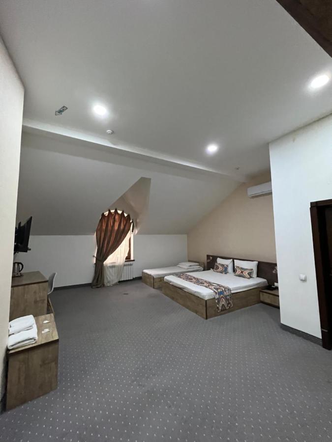 Mahmud Hotel Самарканд Екстериор снимка