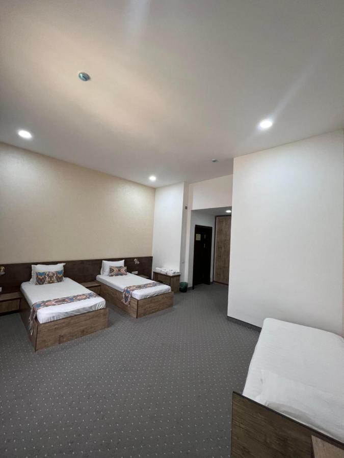 Mahmud Hotel Самарканд Екстериор снимка