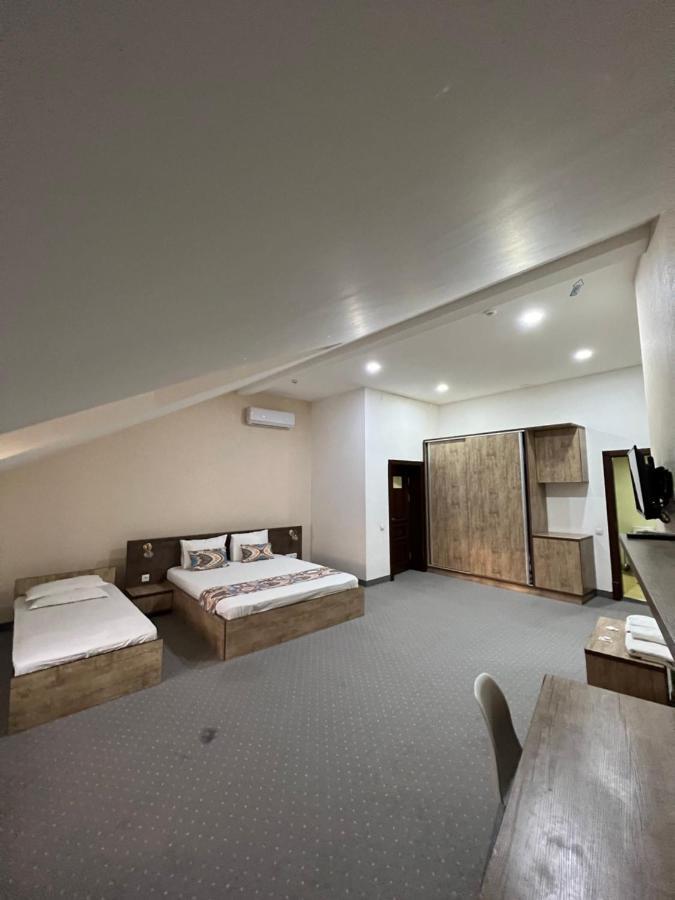 Mahmud Hotel Самарканд Екстериор снимка